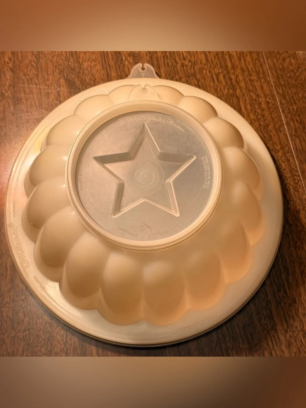 Vintage Tupperware Jel-N-Serve Mold w/ALL 4 Seasonal Shape Molds & Lid #616 NICE